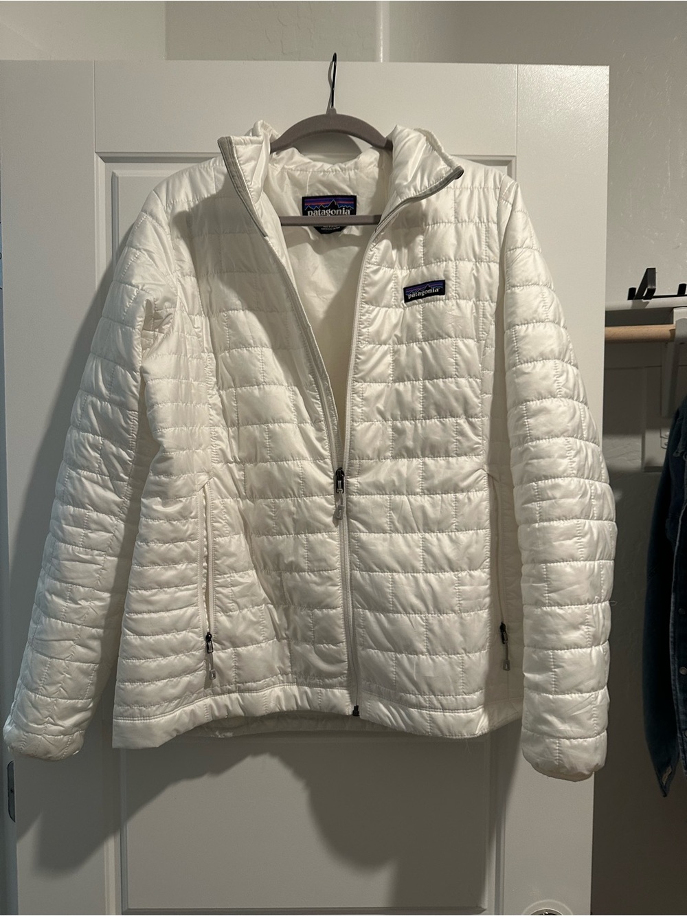 Patagonia Women’s White Quilted Packable Puffer Jacket